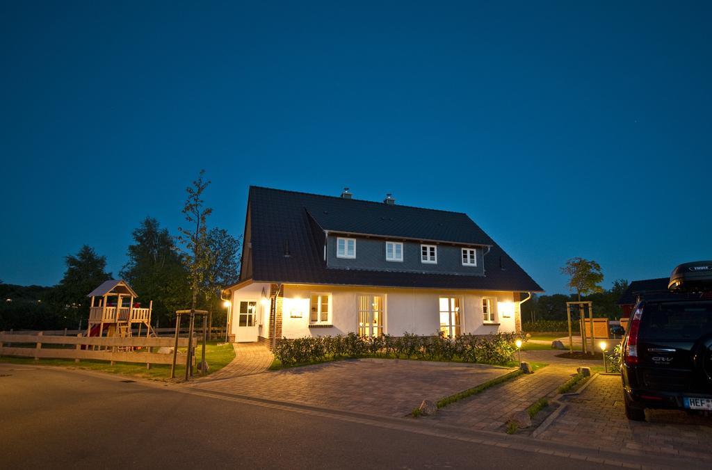 "Gutshofhaeuser" Ferienhaeuser Pendorf Sellin  Room photo